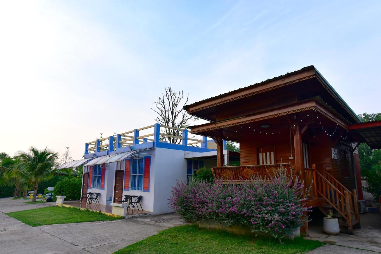 Chomduen Phu Kao Resort Non Sang Exterior photo