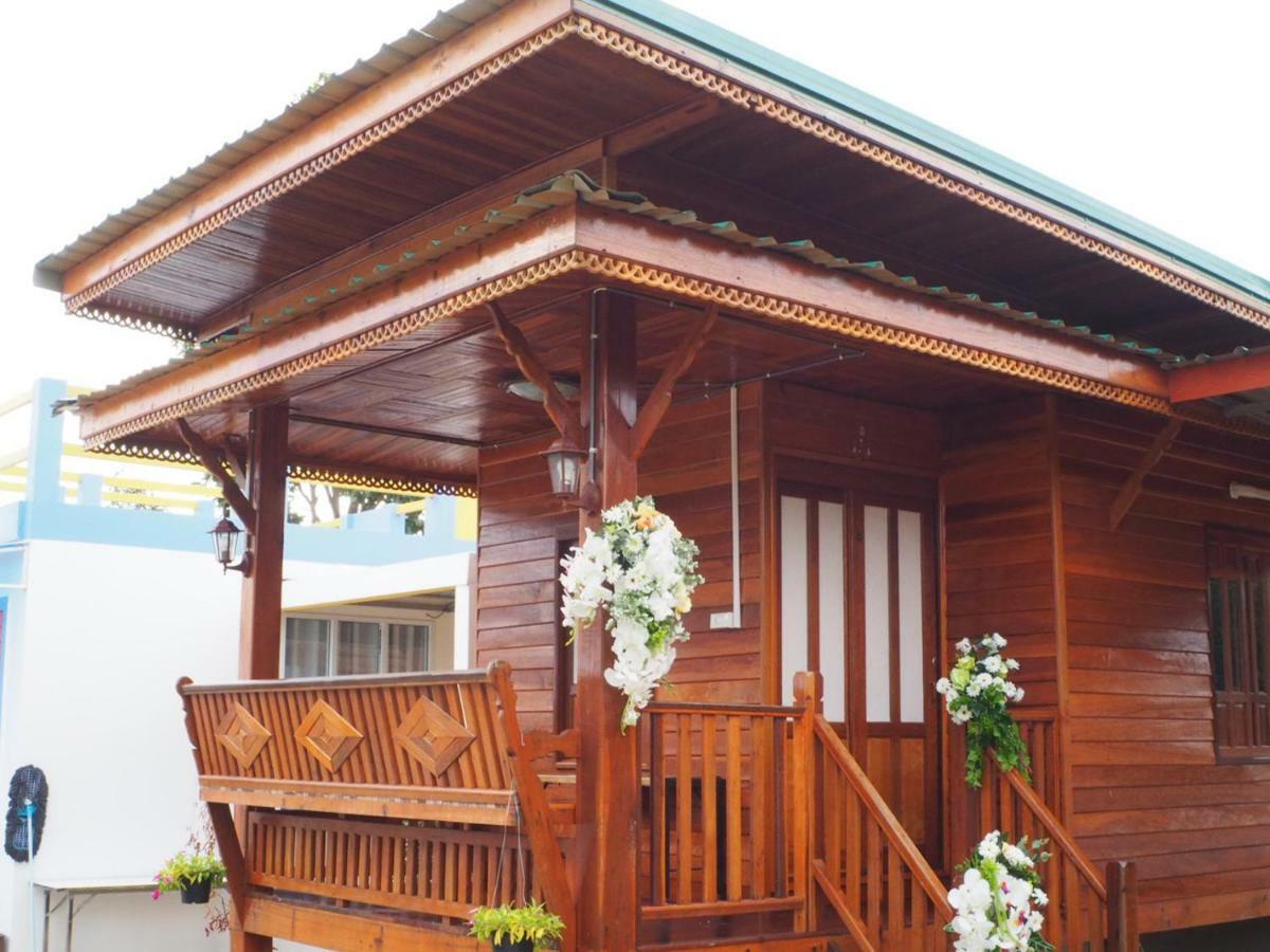 Chomduen Phu Kao Resort Non Sang Exterior photo